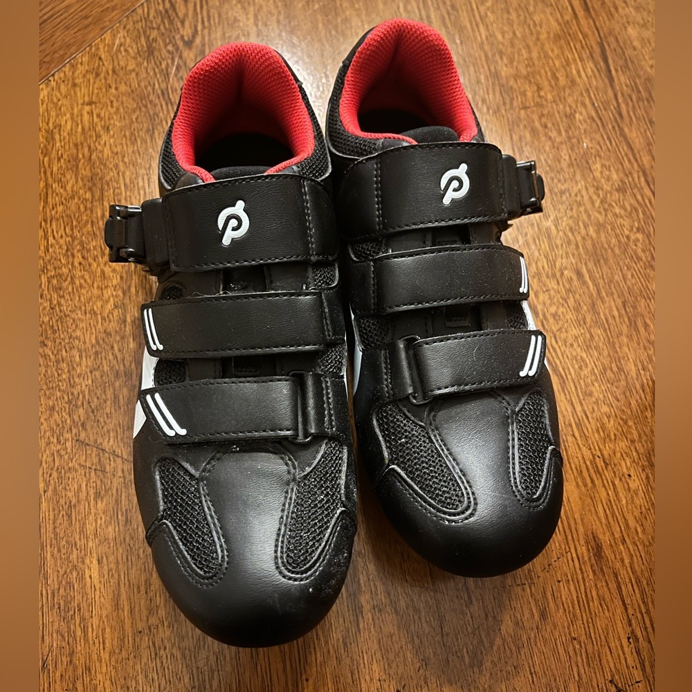 Peloton Cycling Indoor Bike Shoes Size 38 Women’s Size 7 with cleats. Like New